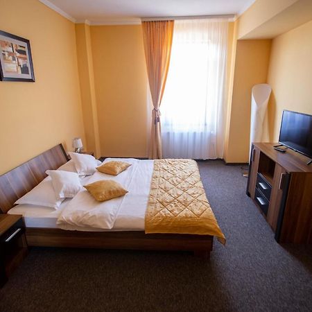 Hotel Alexandra Тімішоара Екстер'єр фото