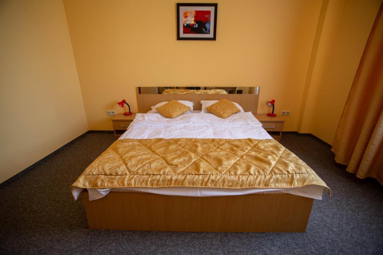 Hotel Alexandra Тімішоара Екстер'єр фото